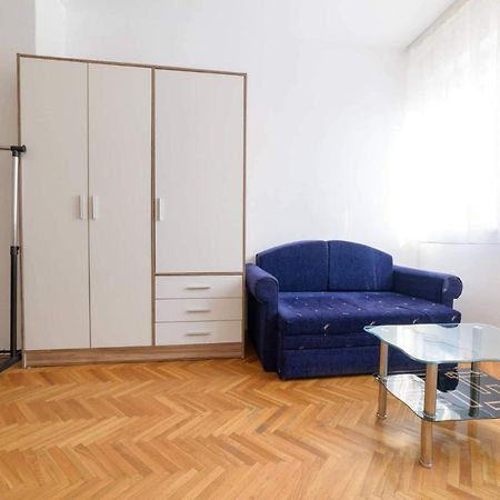 Mm2 Apartment Novi Sad Bagian luar foto