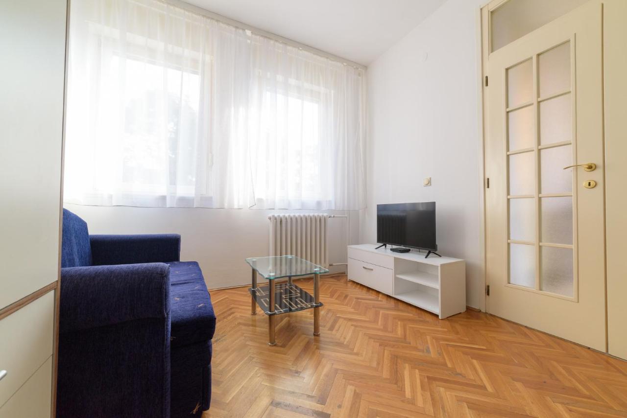 Mm2 Apartment Novi Sad Bagian luar foto