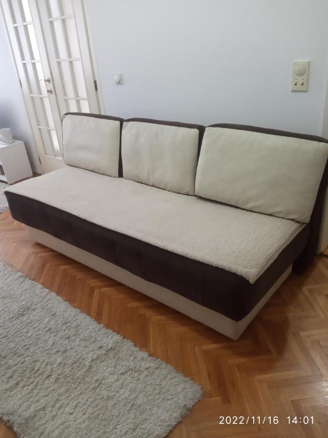 Mm2 Apartment Novi Sad Bagian luar foto