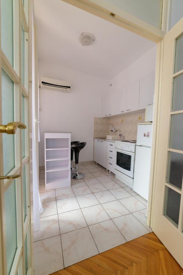 Mm2 Apartment Novi Sad Bagian luar foto